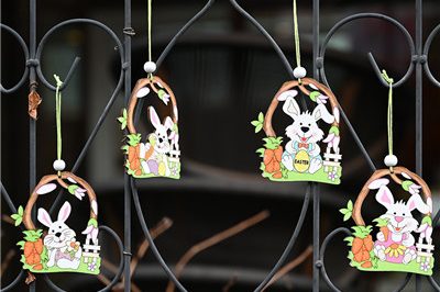 Easter decoration wooden small eggshell chick pendant (3)