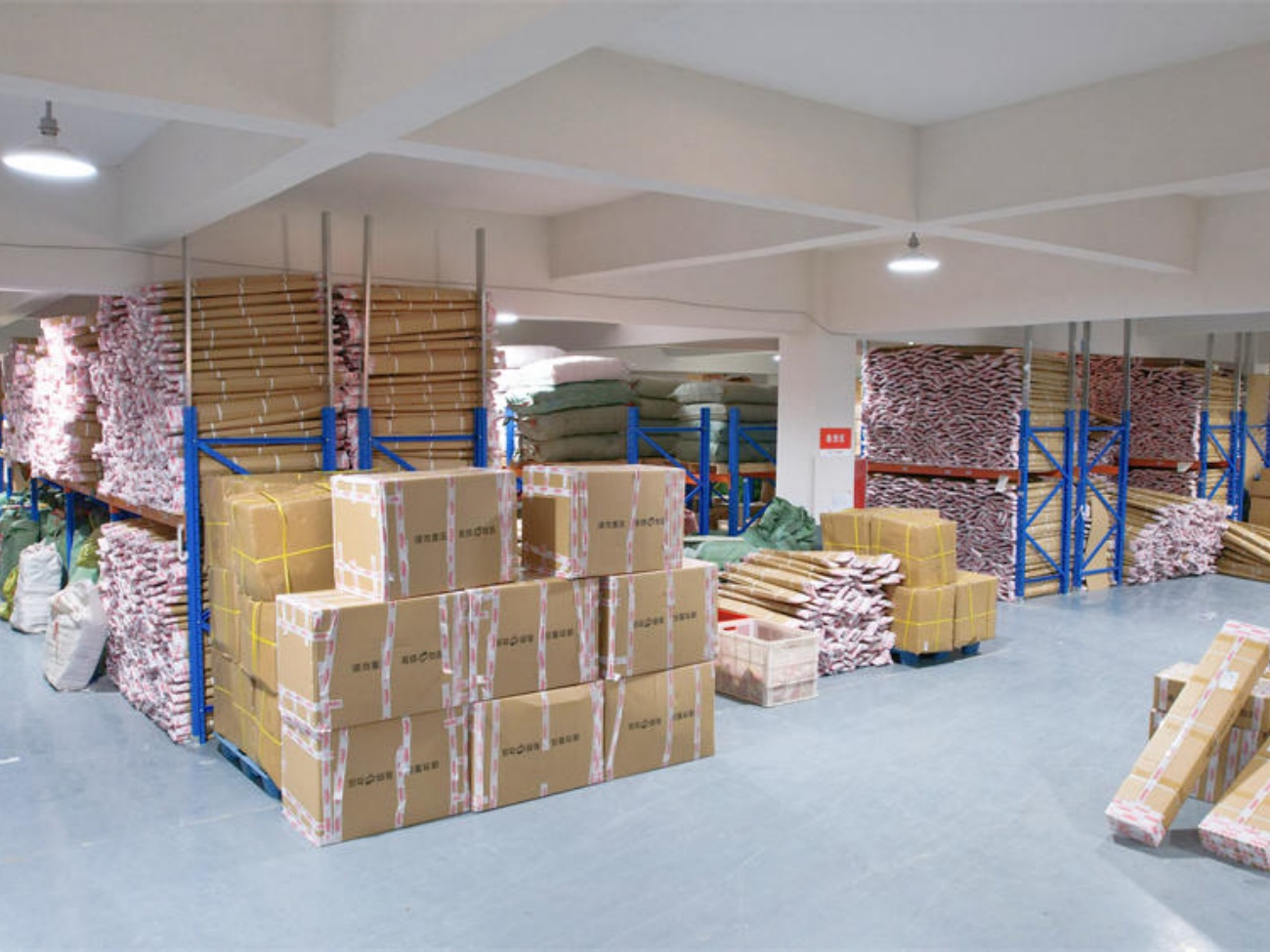 Finished Goods Warehouse And Pallet Storage